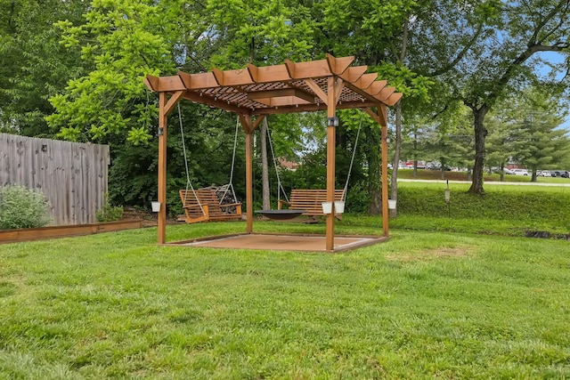 657 Josef Cir, Columbia, TN 38401 - view of yard with a pergola