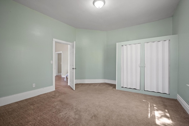 2001 E 16th St, Chattanooga, TN 37404 - carpeted empty room featuring baseboards