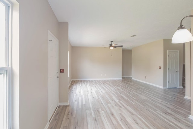 107 Owl Dr, Lebanon, TN 37087 - unfurnished room featuring ceiling fan, light wood-type flooring, and baseboards
