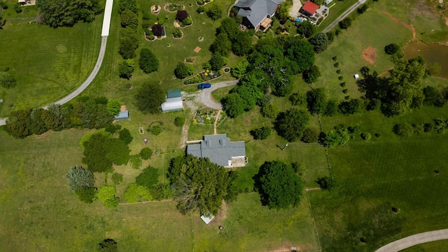 860 Dixie Bee Rd, Adams, TN 37010 - overview of rural landscape