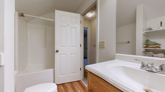 860 Dixie Bee Rd, Adams, TN 37010