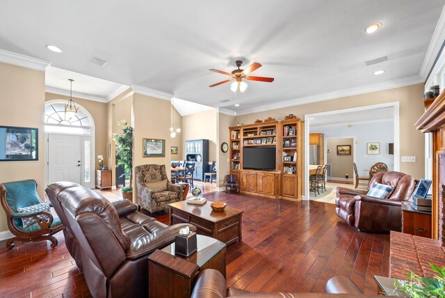 411 Lake Pointe Dr, Clarksville, TN 37043 - living room with dark wood-style floors, ceiling fan, recessed lighting, crown molding, and baseboards