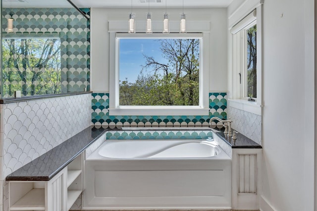 3910 Brick Church Pike, Nashville, TN 37207 - full bath featuring a bath