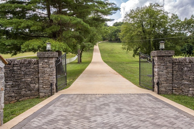 3910 Brick Church Pike, Nashville, TN 37207 - view of property's community with a gate