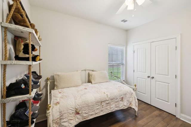 589 Smoky Mountains Dr, Gallatin, TN 37066 - bedroom with wood finished floors, a closet, a ceiling fan, and baseboards
