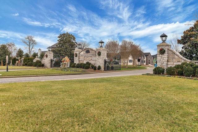 1115 Rossifer Ct, Gallatin, TN 37066 - view of property's community with a lawn