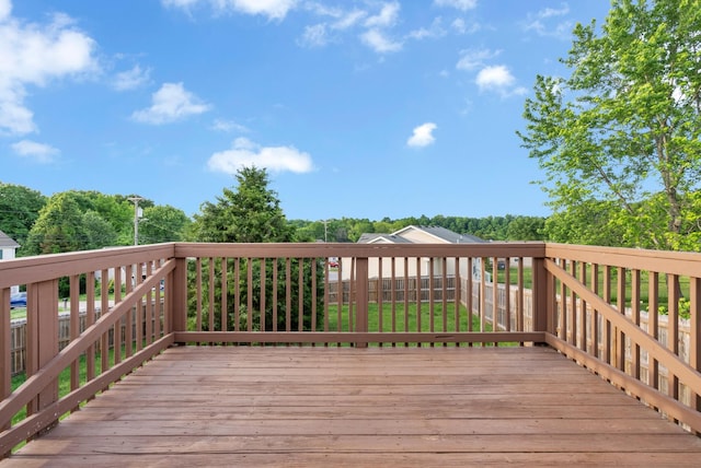 1493 Mcclardy Rd, Clarksville, TN 37042 - wooden terrace with a fenced backyard