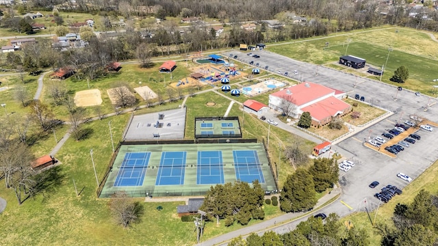aerial view of property and surrounding area
