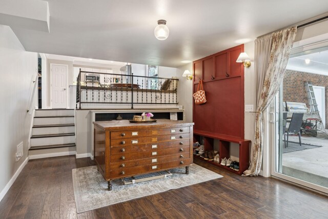 906 Temple Ct, Murfreesboro, TN 37130 - bar featuring wood finished floors, stairway, and baseboards