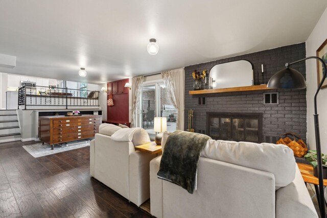 906 Temple Ct, Murfreesboro, TN 37130 - living room featuring a fireplace and dark wood-style floors