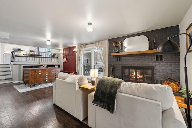 906 Temple Ct, Murfreesboro, TN 37130 - living room featuring a fireplace and dark wood-type flooring