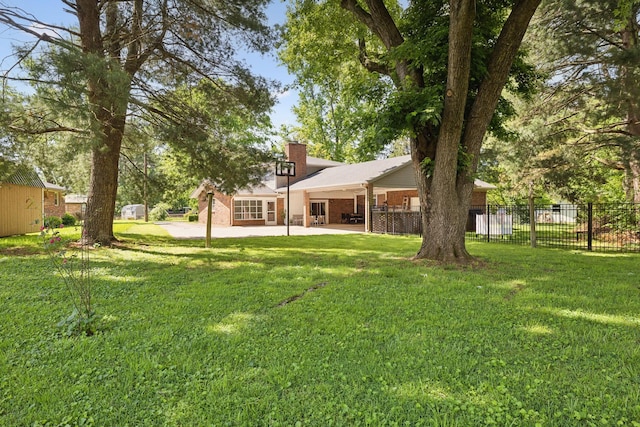 906 Temple Ct, Murfreesboro, TN 37130 - view of yard with a patio area