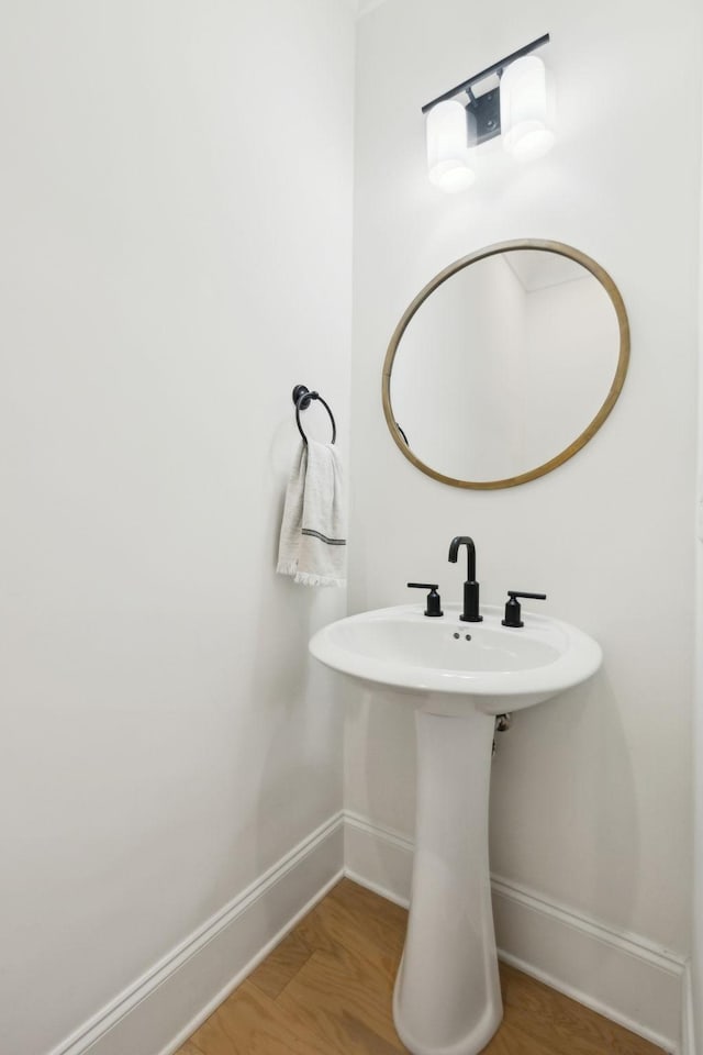 7214 Neills Branch Dr, College Grove, TN 37046 - bathroom featuring baseboards