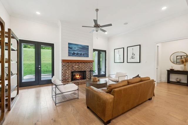 7214 Neills Branch Dr, College Grove, TN 37046 - living room with plenty of natural light, a ceiling fan, wood-type flooring, crown molding, and recessed lighting