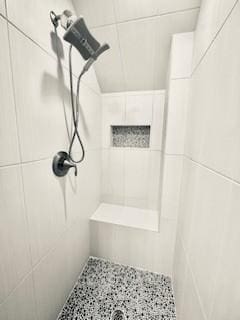 2303 Dewey Dr, Spring Hill, TN 37174 - full bath with tiled shower