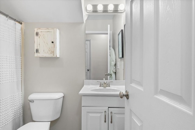 2025 Lewisburg Pike, Franklin, TN 37064 - full bathroom featuring vanity and toilet