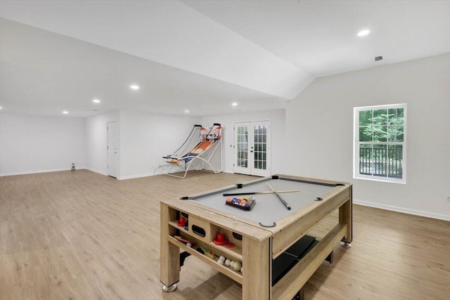 2507 Eagle Creek Way, Signal Mountain, TN 37377 - playroom featuring light wood-type flooring, baseboards, recessed lighting, billiards, and vaulted ceiling