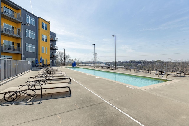 400 Herron Dr Unit 107, Nashville, TN 37210 - community pool with fence