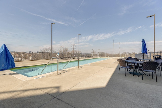 400 Herron Dr Unit 107, Nashville, TN 37210 - community pool featuring fence and a patio area