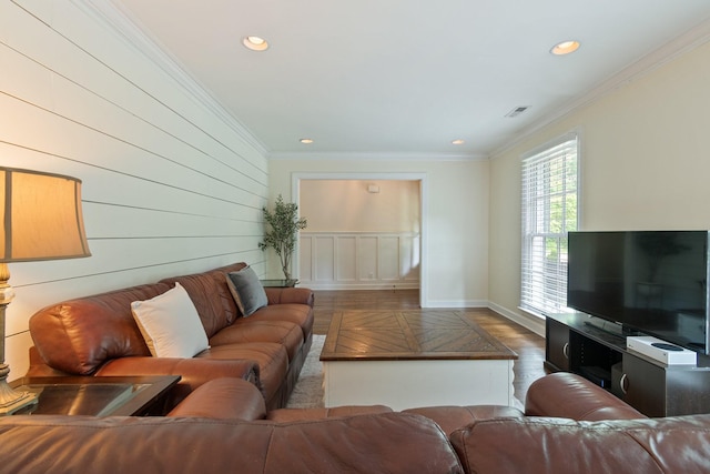 5175 Granny White Pike, Nashville, TN 37220 - living area featuring crown molding, recessed lighting, baseboards, and parquet flooring
