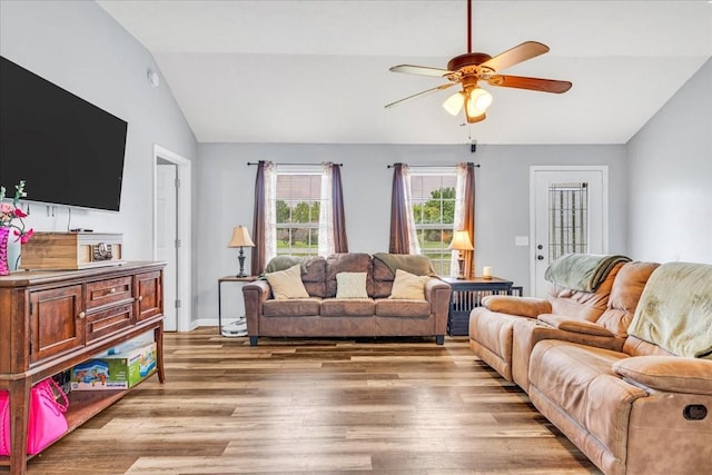 890 Akersville Rd, Lafayette, TN 37083 - living area featuring lofted ceiling, light wood finished floors, and a ceiling fan