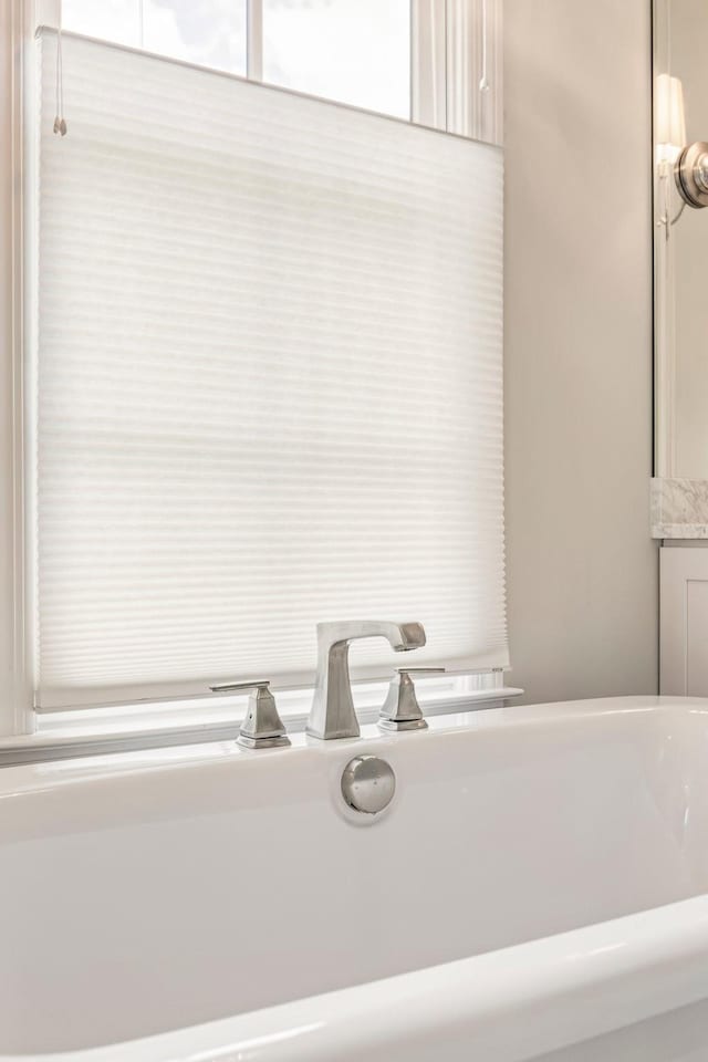 3692 Auburn Ln, Nashville, TN 37215 - bathroom with a freestanding tub