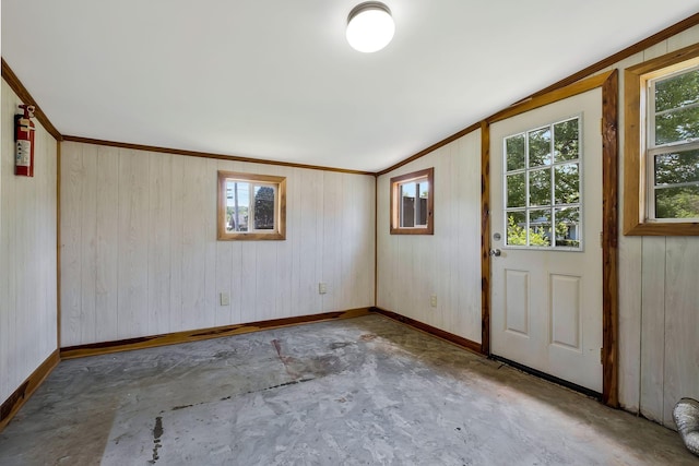 159 Clover St, Granville, TN 38564 - spare room with healthy amount of natural light, baseboards, and vaulted ceiling