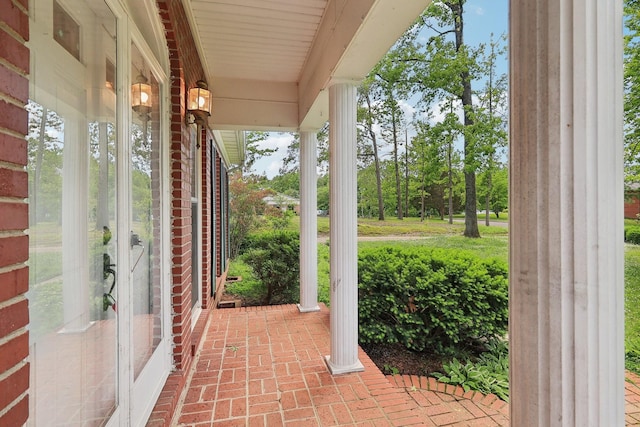 111 Lois Ln, Clarksville, TN 37043 - view of patio / terrace with covered porch