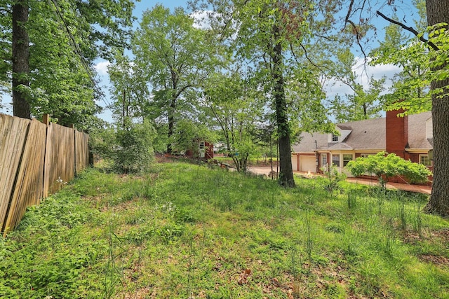 111 Lois Ln, Clarksville, TN 37043 - view of yard featuring fence