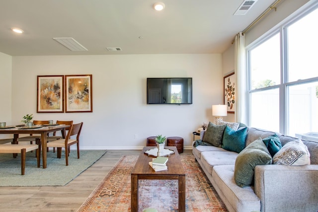 204 Hazel Ln, Lebanon, TN 37087 - living room with baseboards, light wood finished floors, and recessed lighting
