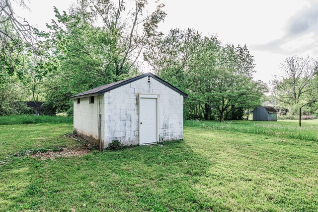 204 Wilson Ave, Auburn, KY 42206 - view of shed