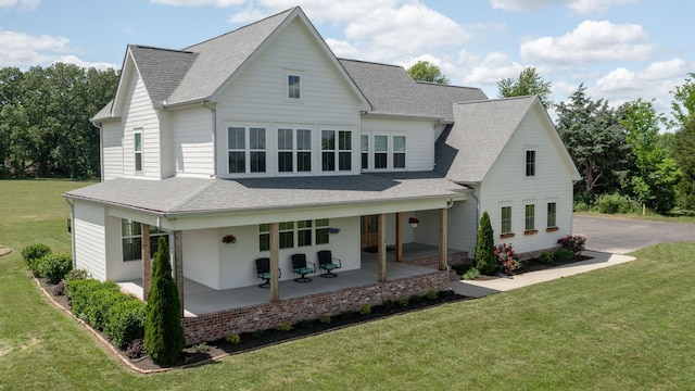 548 Buddy Rd, Burns, TN 37029 - view of front of home featuring a front yard and a shingled roof