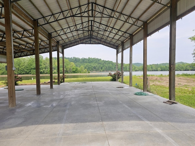 1262 S Riverfront Dr, Clifton, TN 38425