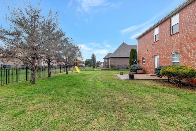 1317 Sam Houston Ave, Murfreesboro, TN 37129 - view of yard featuring a patio area and a playground