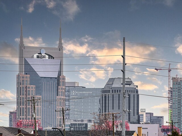 98 N 8th St, Nashville, TN 37206 - city view