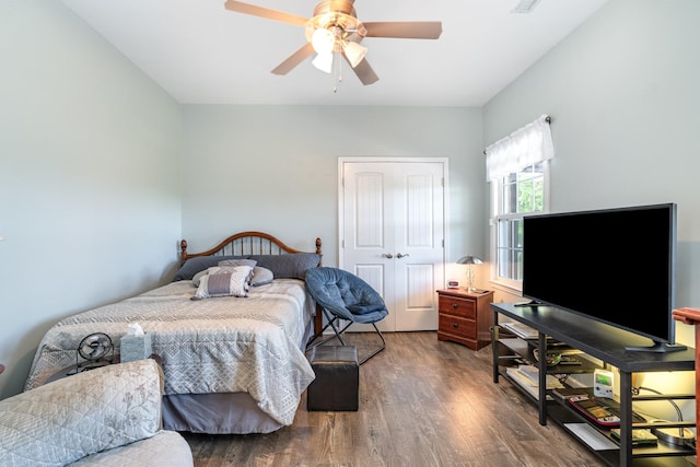 500 Mark Green Ct, Spring Hill, TN 37174 - bedroom featuring wood finished floors, ceiling fan, and a closet