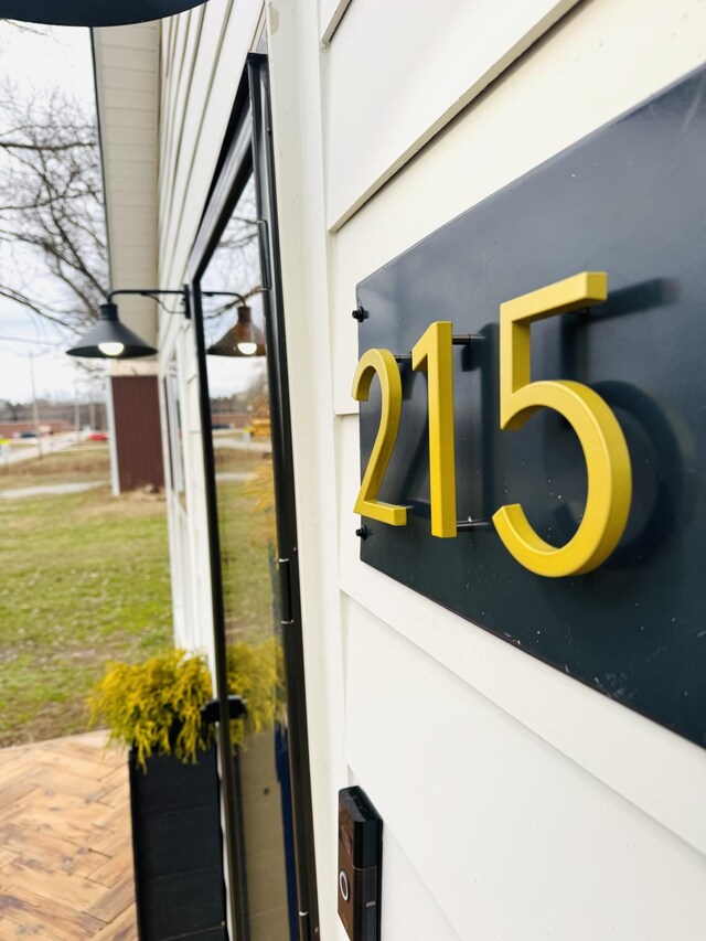 215 W College St, Bradford, TN 38316 - exterior view