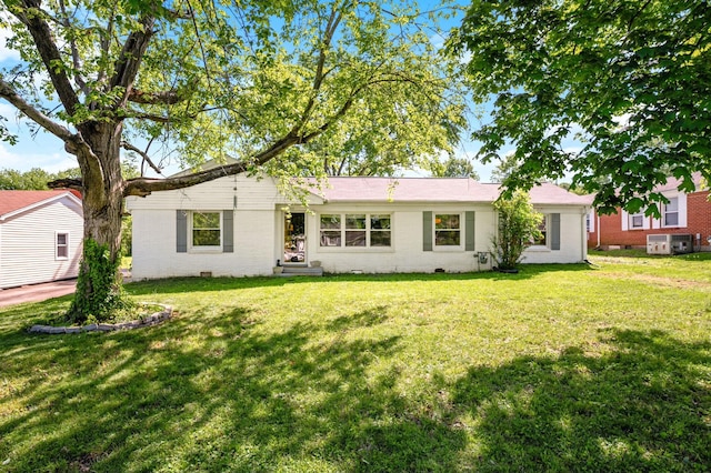 140 Duncan St, Gallatin, TN 37066 - rear view of property featuring a yard and cooling unit