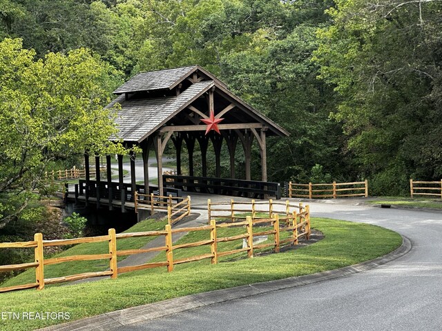 2412 Misty Mountain Cir, Knoxville, TN 37932 - view of community with a wooded view and fence