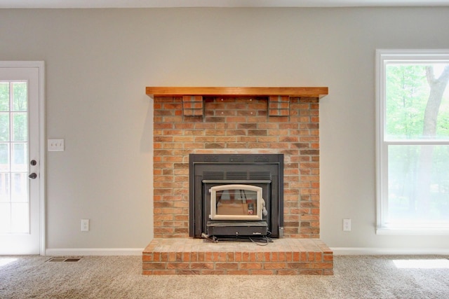 1420 E Rhett Butler Rd, Clarksville, TN 37042 - detailed view of carpet floors and baseboards