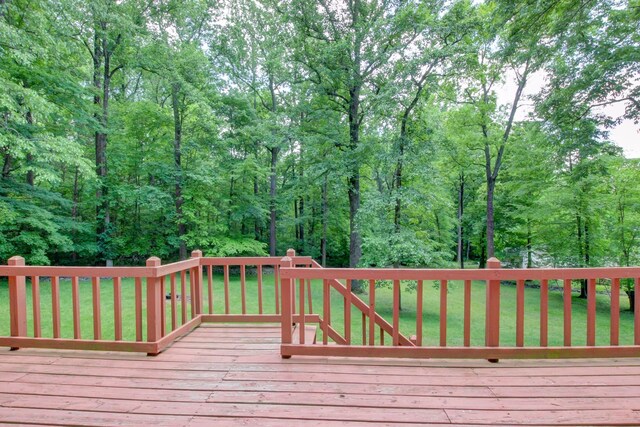 1420 E Rhett Butler Rd, Clarksville, TN 37042 - wooden terrace featuring a yard