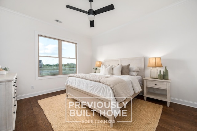 5520 Sinclair St, Murfreesboro, TN 37127 - bedroom featuring ornamental molding, baseboards, dark wood-style floors, and a ceiling fan