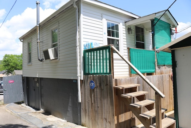 518 Mcdowell Ln, Lewisburg, TN 37091 - view of property exterior with fence