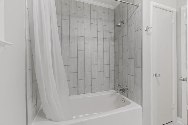 208 Meadowgreen Dr, Franklin, TN 37069 - full bathroom with shower / bathtub combination with curtain and crown molding