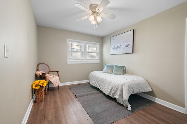 407 High St, Dickson, TN 37055 - bedroom featuring wood finished floors, baseboards, and a ceiling fan