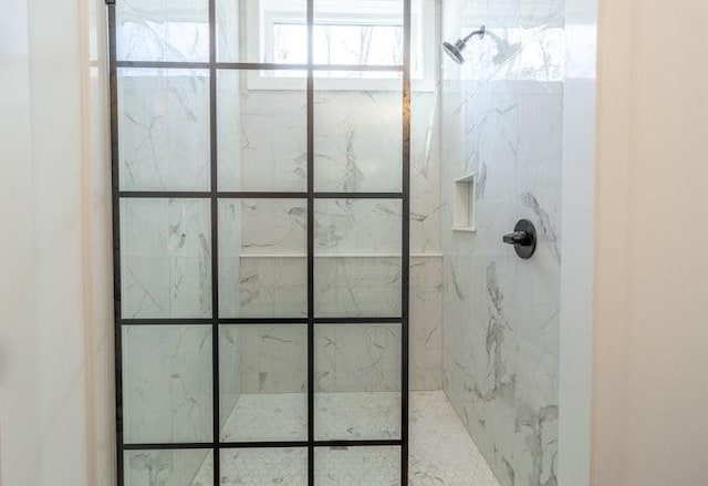 463 Waterfront Way, Ten Mile, TN 37880 - full bath with walk in shower