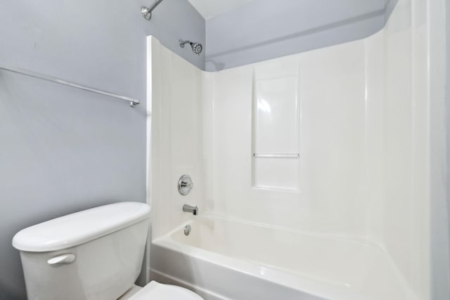 full bathroom featuring toilet and shower / tub combination