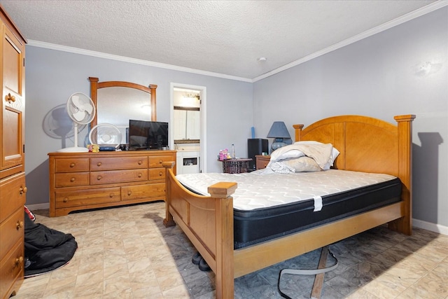 1505 Roane St, Covington, TN 38019 - bedroom featuring ornamental molding, baseboards, a textured ceiling, and connected bathroom