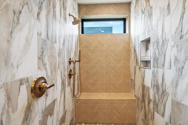 2010B 9th Ave N, Nashville, TN 37208 - bathroom featuring tiled shower