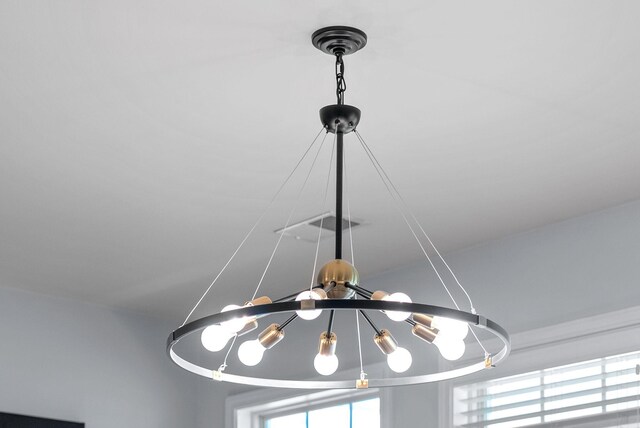 1113 Chickadee Cir, Hermitage, TN 37076 - detailed view of a chandelier